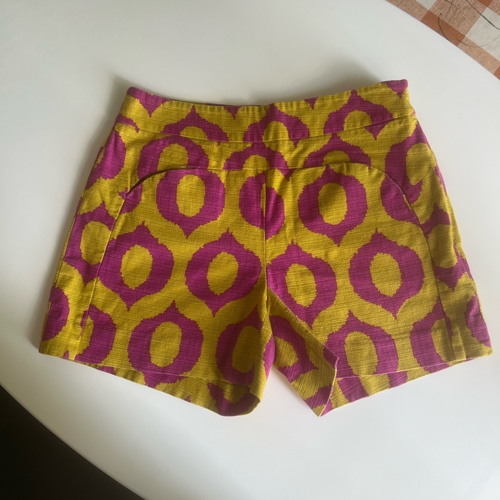 Cartonnier Yellow and Pink Shorts size 4